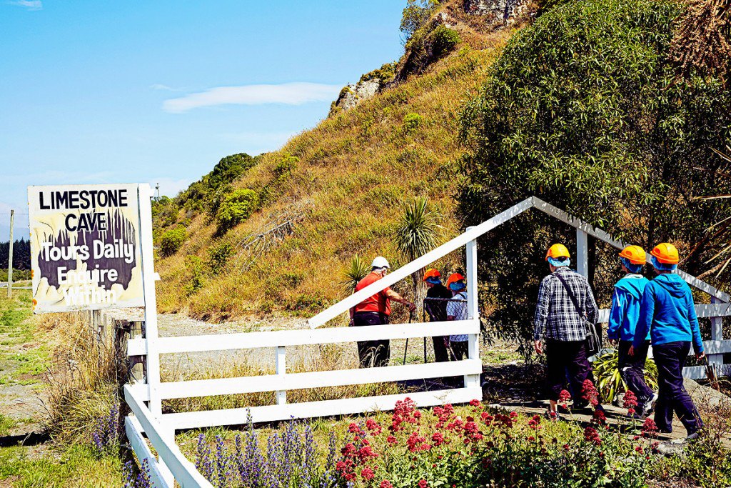 Caves Kaikoura Cafe and Cave Tours at Kaikoura
